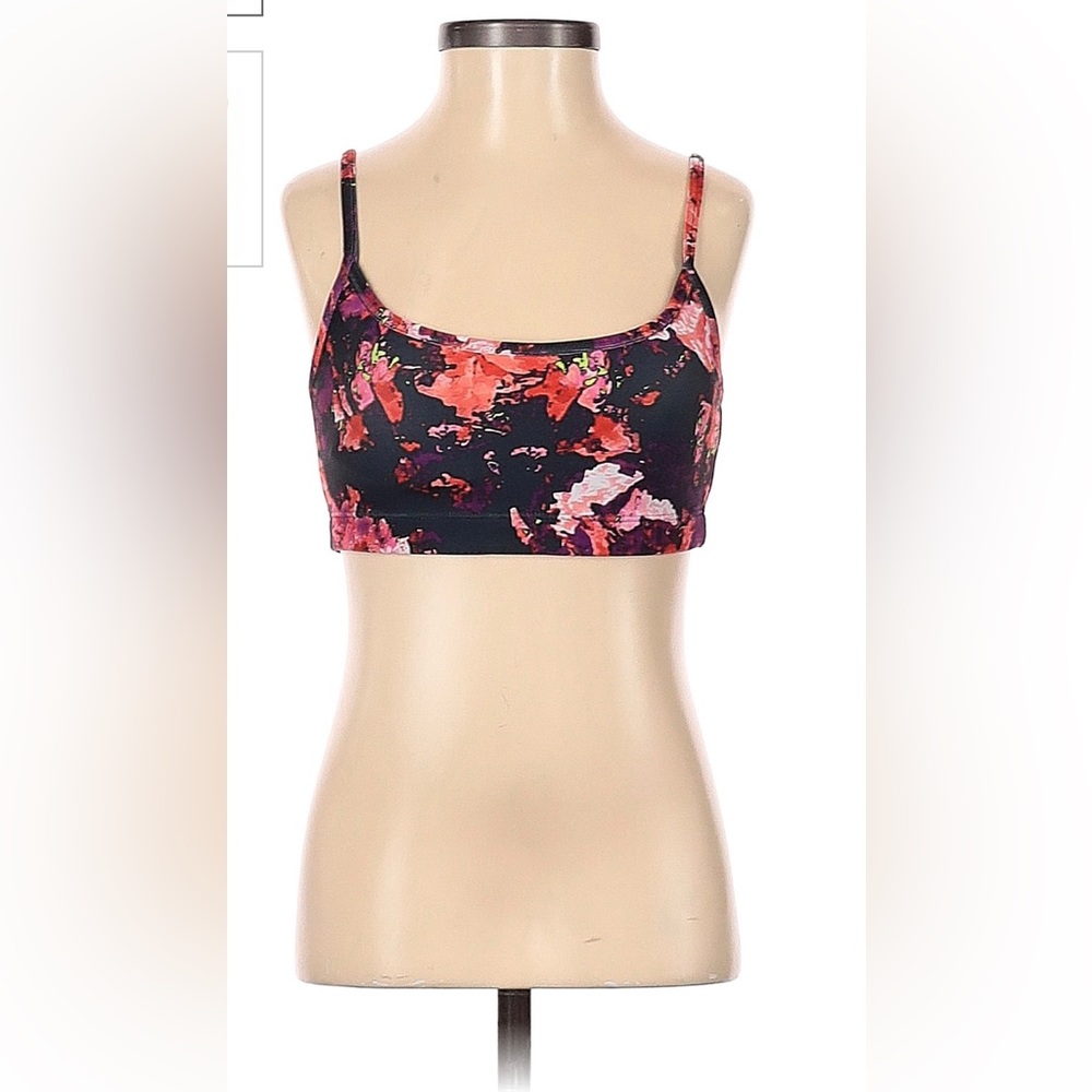NWT Fabletics Lucia sports bra size XS/4. multi colored floral print.